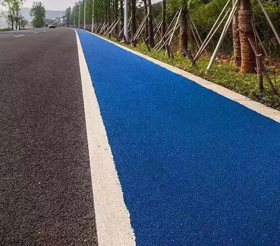 市政蓝色沥青路面施工
